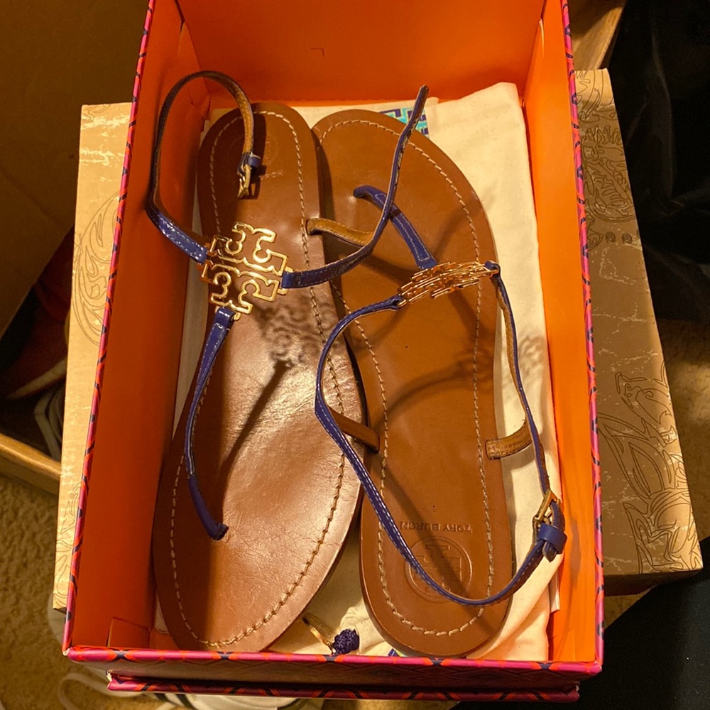 Tory Burch Melinda Flat Thong sz 10 original box and bag included.